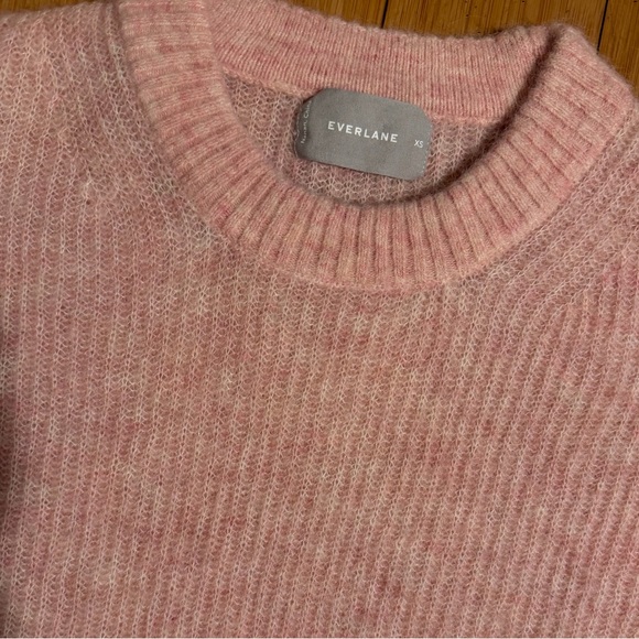 Everlane Pink Alpaca Crew Sweater Size XS - Picture 5 of 16